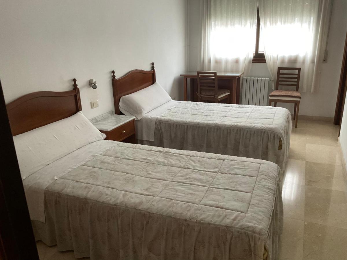 Residencia Universidad Ourense Zewnętrze zdjęcie