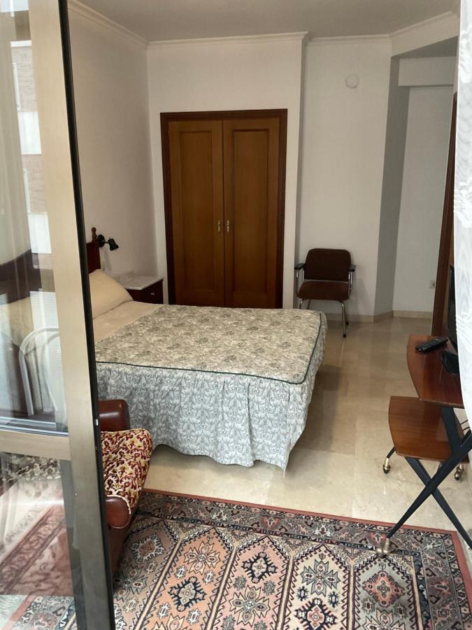 Residencia Universidad Ourense Zewnętrze zdjęcie