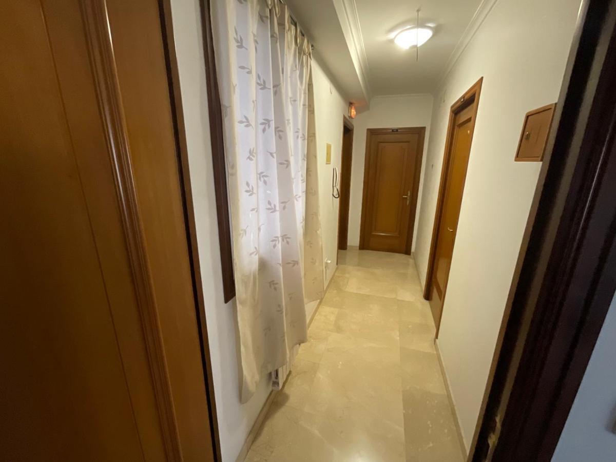 Residencia Universidad Ourense Zewnętrze zdjęcie