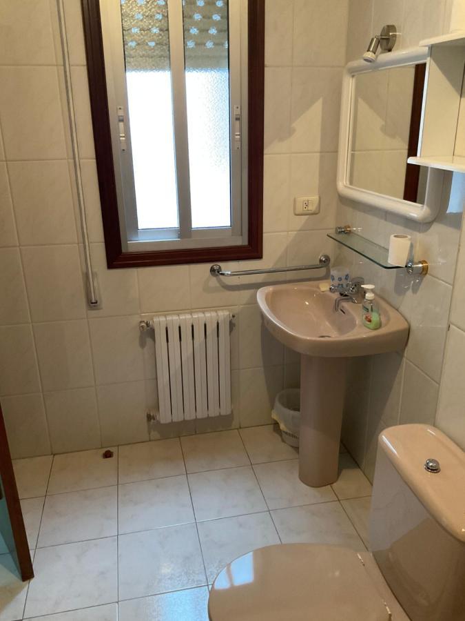 Residencia Universidad Ourense Zewnętrze zdjęcie